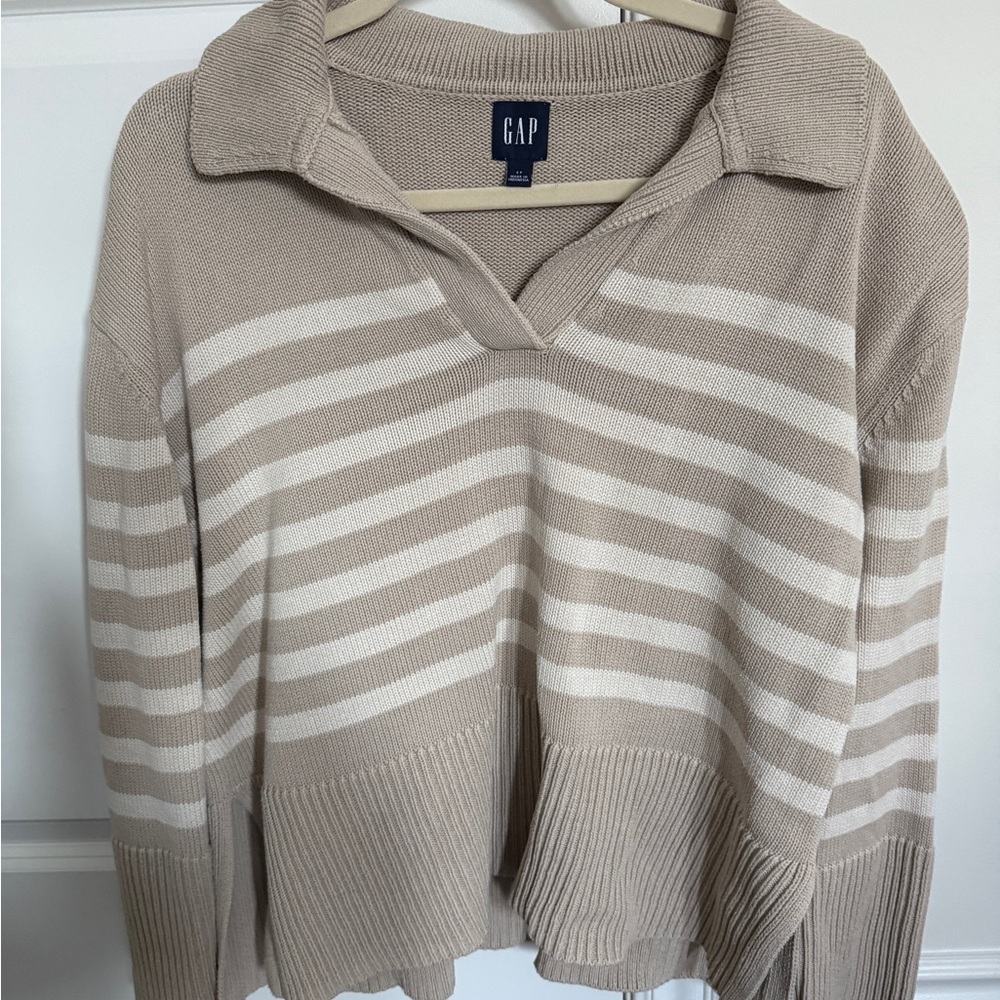 GAP Women's split hem polo sweater